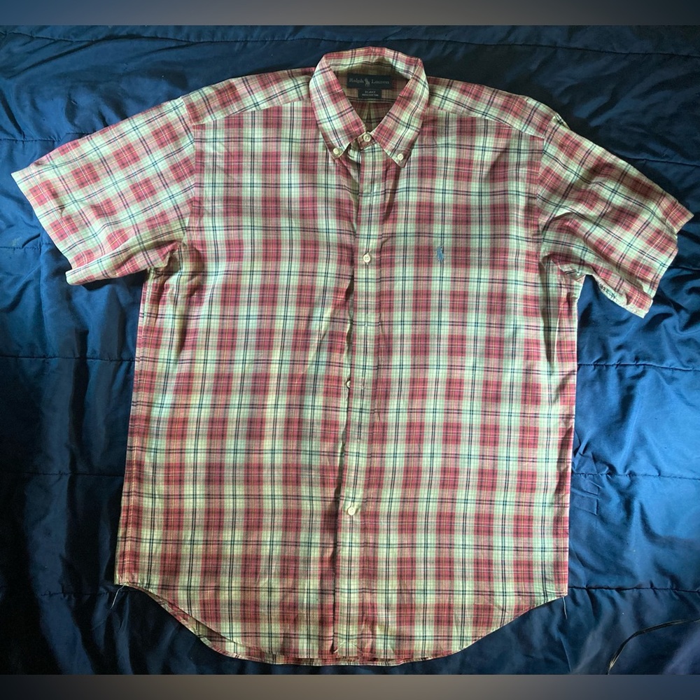 Ralph Lauren shirt men’s size (M) short sleeve button down shirt plaid